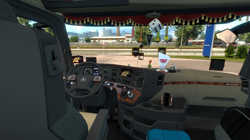 Mercedes Actros MP4 - ETS2 mods | Euro truck simulator 2 mods - ETS2MODS.LT