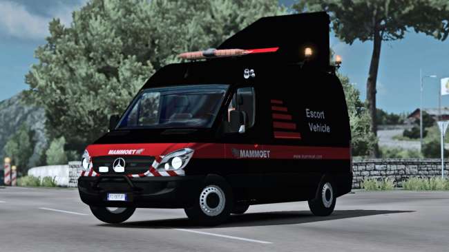 pilot-and-escort-mod-for-ets2-mb-sprinter-and-ford-f150-v2_1