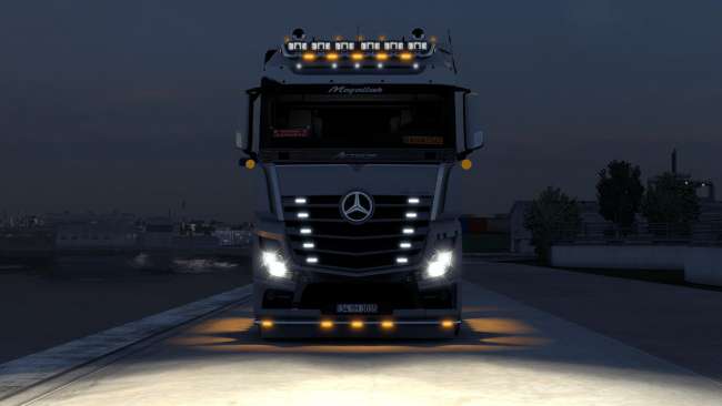 mercedes-actros-mp4-vip-custom-1-38_2