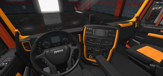 Iveco-Hi-Way-Black-Orange-Interior-1_17ZSQ.jpg