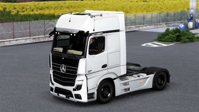 cover_mercedes-benz-new-actros-2