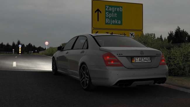 cover_mercedes-benz-w221-2012-s6