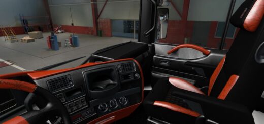 Renault-Magnum-Black-Orange-Interior-3_015XZ.jpg