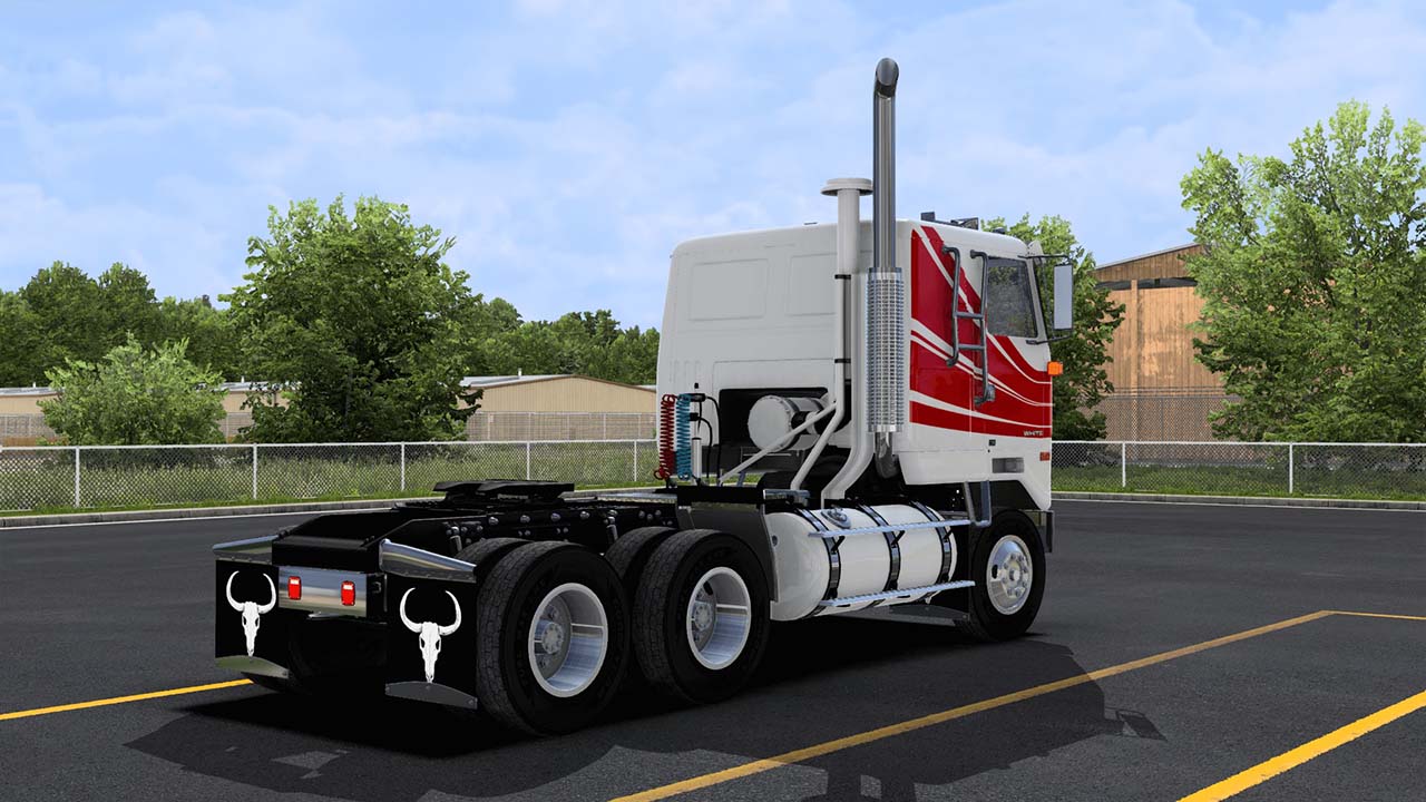 Gmc-White-Cabover-2_3DQ3V