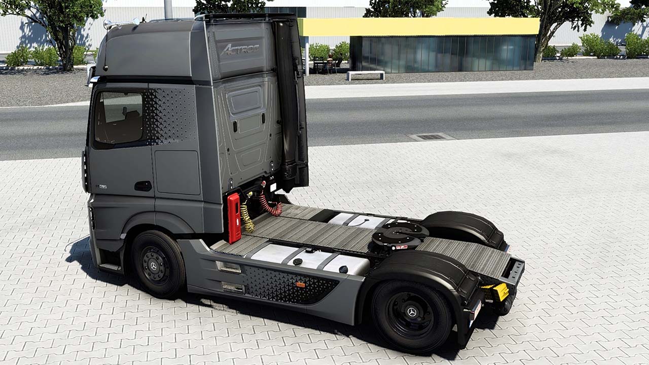Mercedes-Benz-New-Actros-2019-3_XCX7