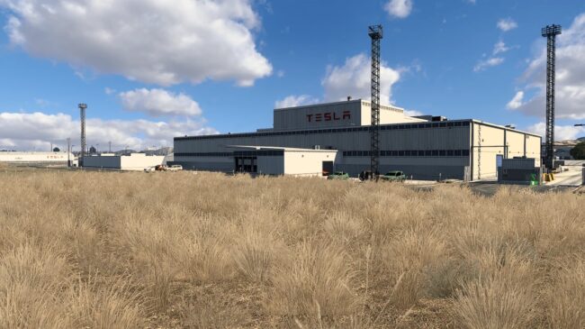 Real companies, gas stations & billboards Extended v1.03.03